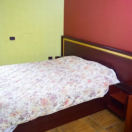 Hotel Deja 3*