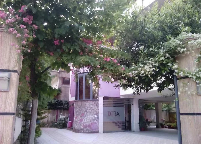 Deja 3* Тирана